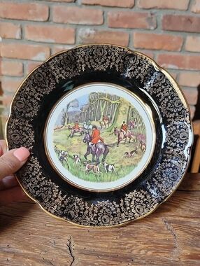 Vintage Fox Hunting Scene Bone China Porcelain Plate in Black and Gold, Ireland